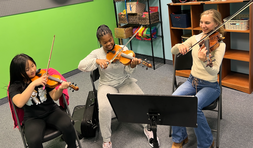 Group Violin Lessons in Grosse Pointe