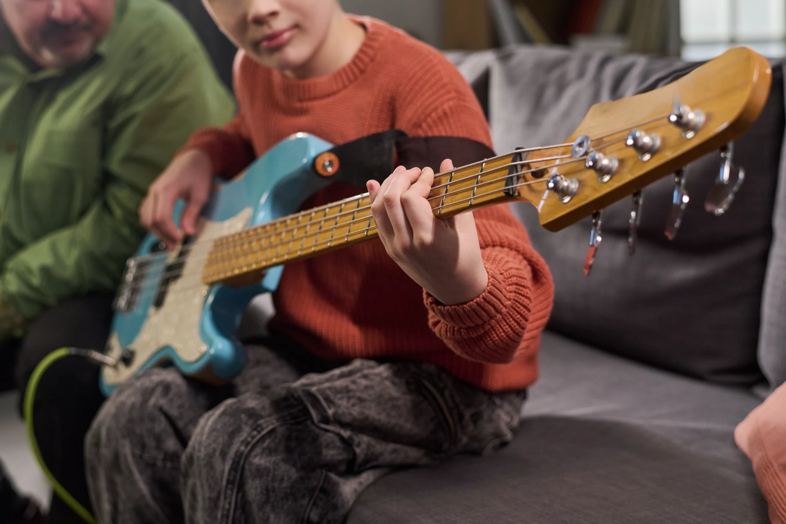 bass lessons Grosse Pointe MI bass guitar student practicing